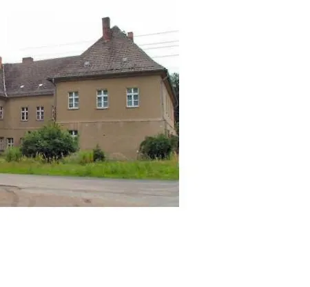 Apartment Im Gutshaus In Haehnichen *